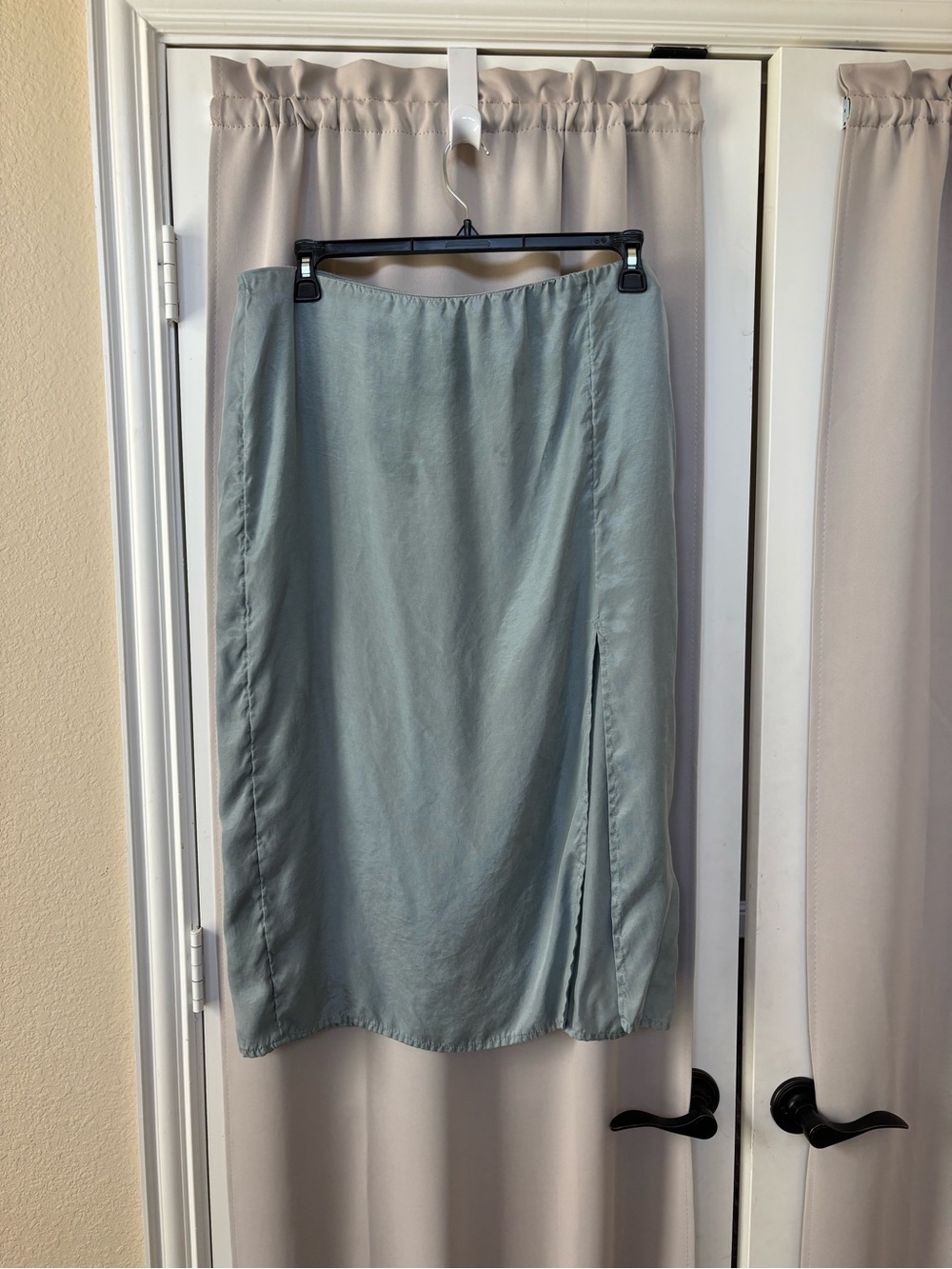 Light Sage / Icy Blue Split Hem Midi Skirt